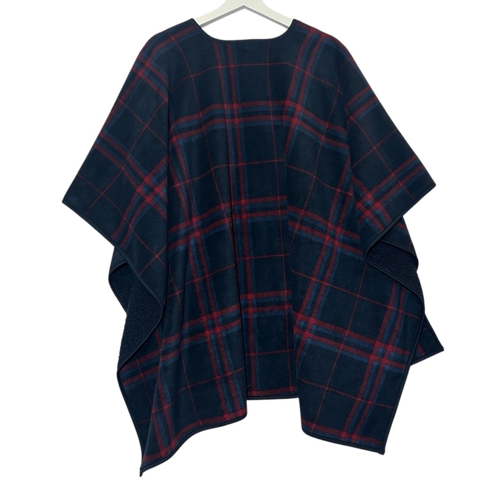 Ike Behar Reversible Fleece Wrap Plaid Sherpa navy blue/ Red One Size Cape NWOT - Picture 6 of 8